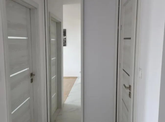 Strict Center Comfortable Apartment, 10th-floor With Beautiful View On The Park And Skyscrapers, Free Wifi, Self Check-in/out شقة *