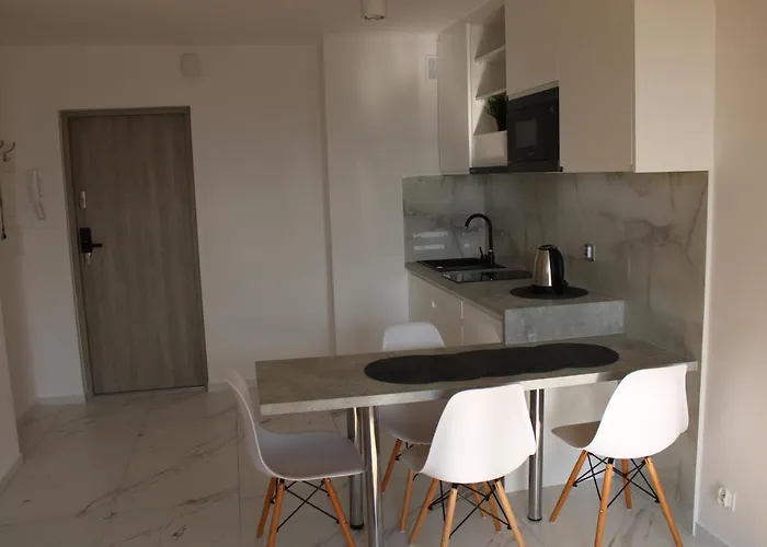 Strict Center Comfortable Apartment, 10th-floor With Beautiful View On The Park And Skyscrapers, Free Wifi, Self Check-in/out