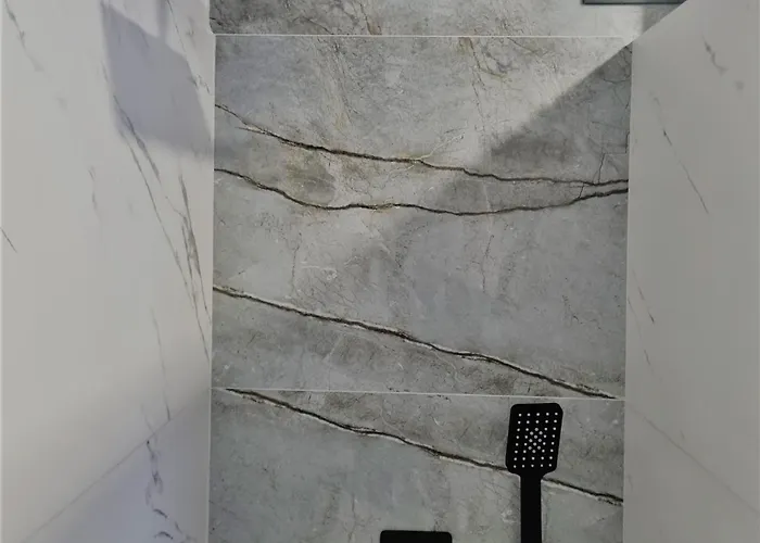 شقة Strict Center Comfortable Apartment, 10th-floor With Beautiful View On The Park And Skyscrapers, Free Wifi, Self Check-in/out *