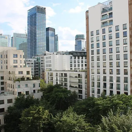 Διαμέρισμα Strict Center Comfortable Apartment, 10th-floor With Beautiful View On The Park And Skyscrapers, Free Wifi, Self Check-in/out